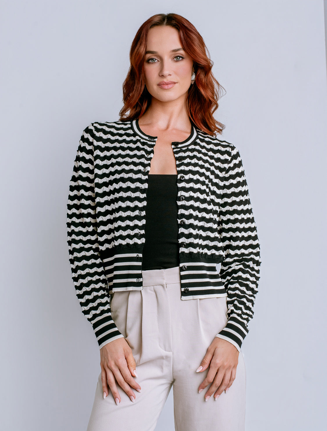 BLACK/IVORY