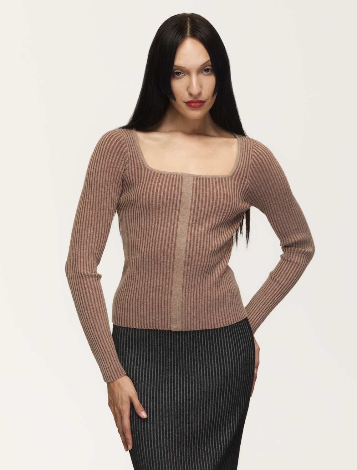 TAUPE/BROWN