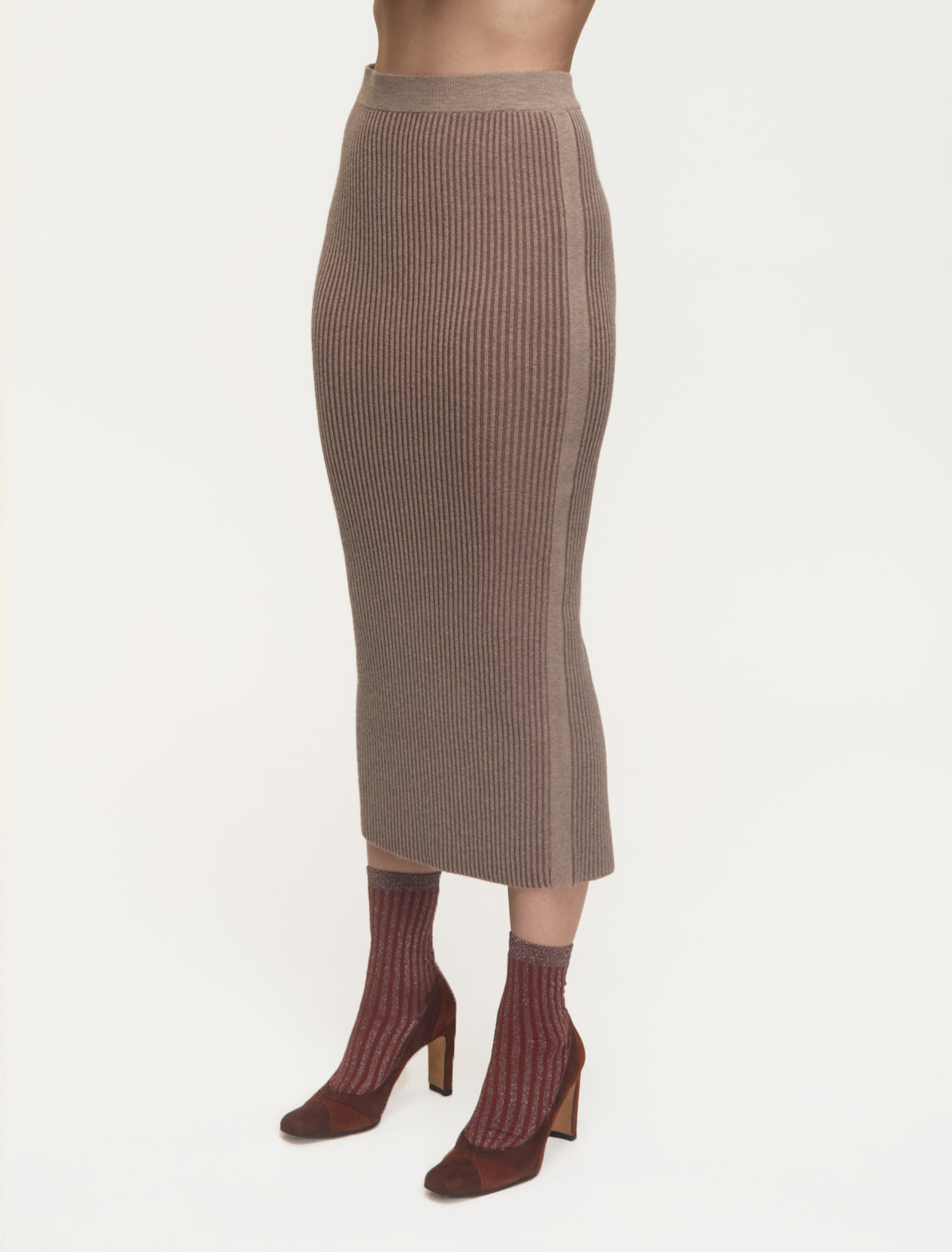 TAUPE/BROWN
