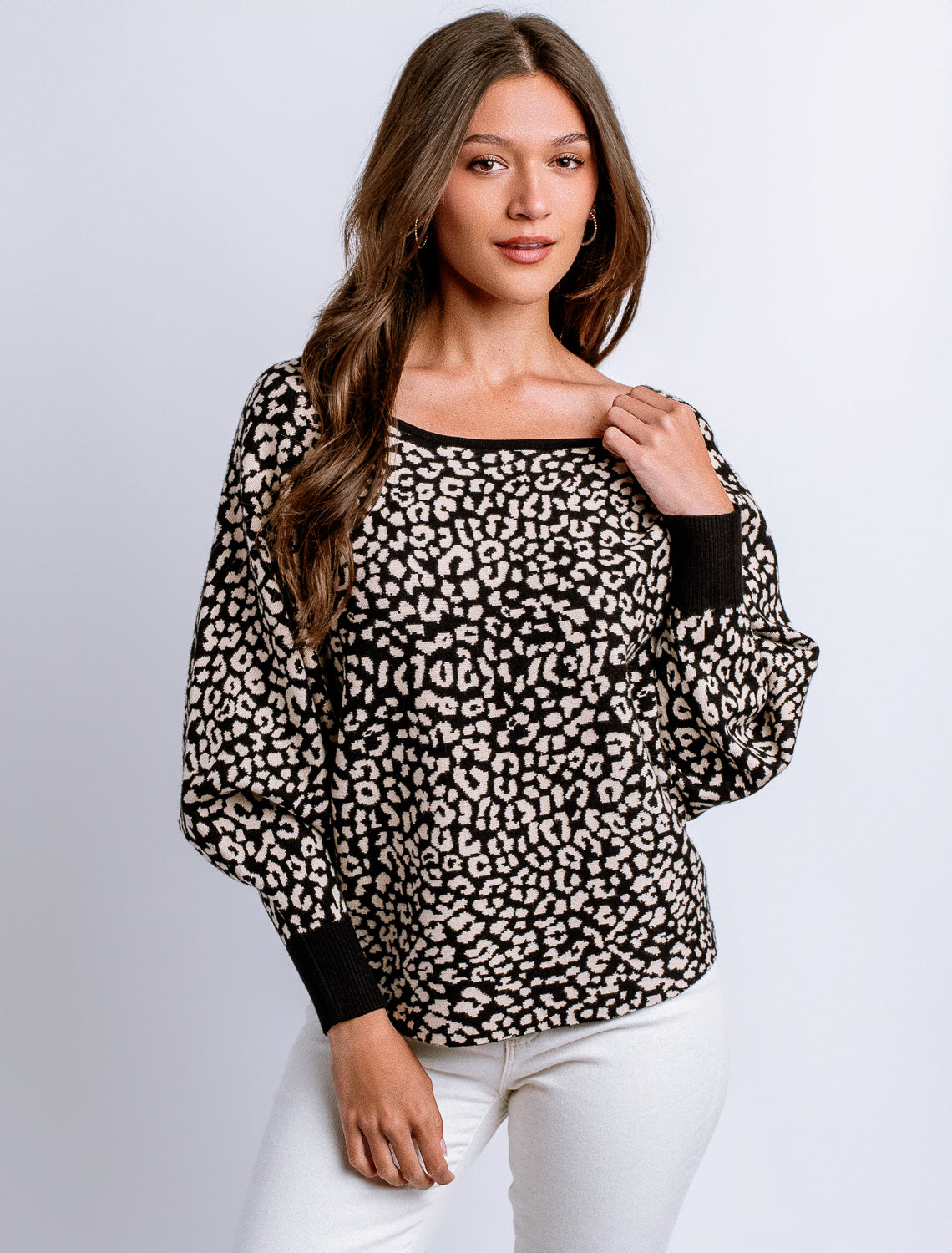 BLACK/CREAM