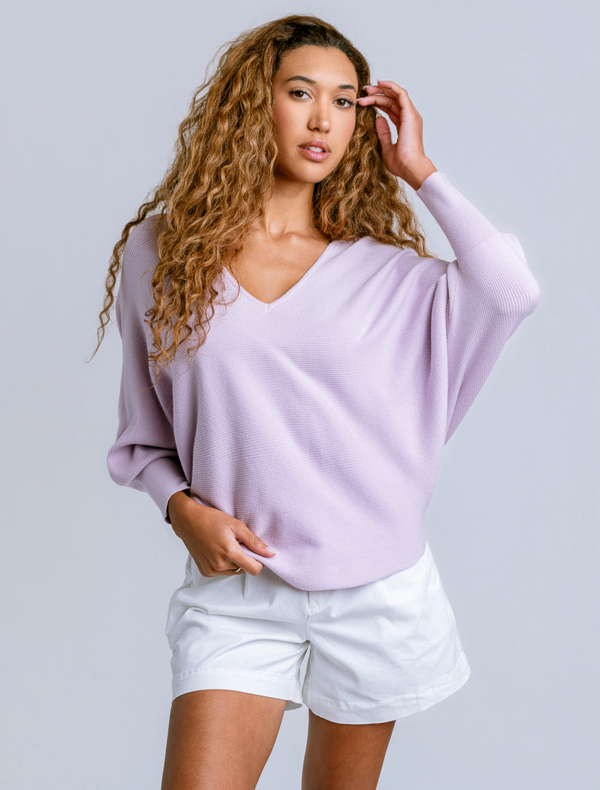 RYU V-NECK TOP