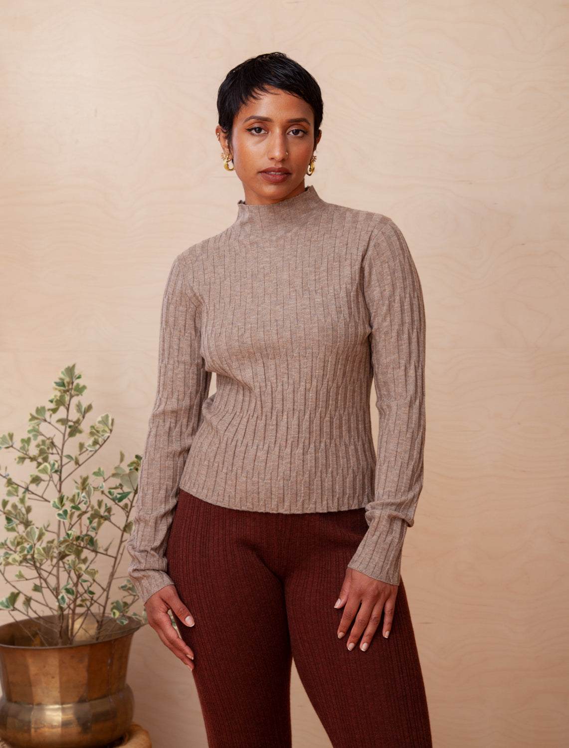 TAUPE