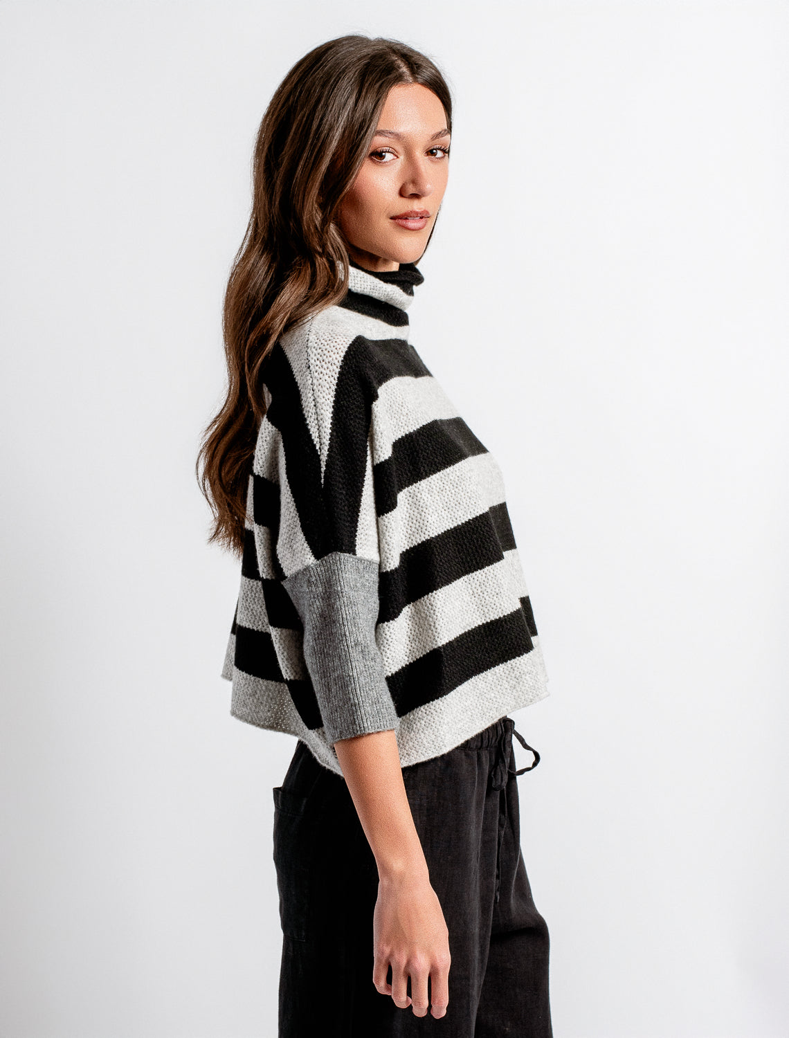 LONDON STRIPE SWEATER