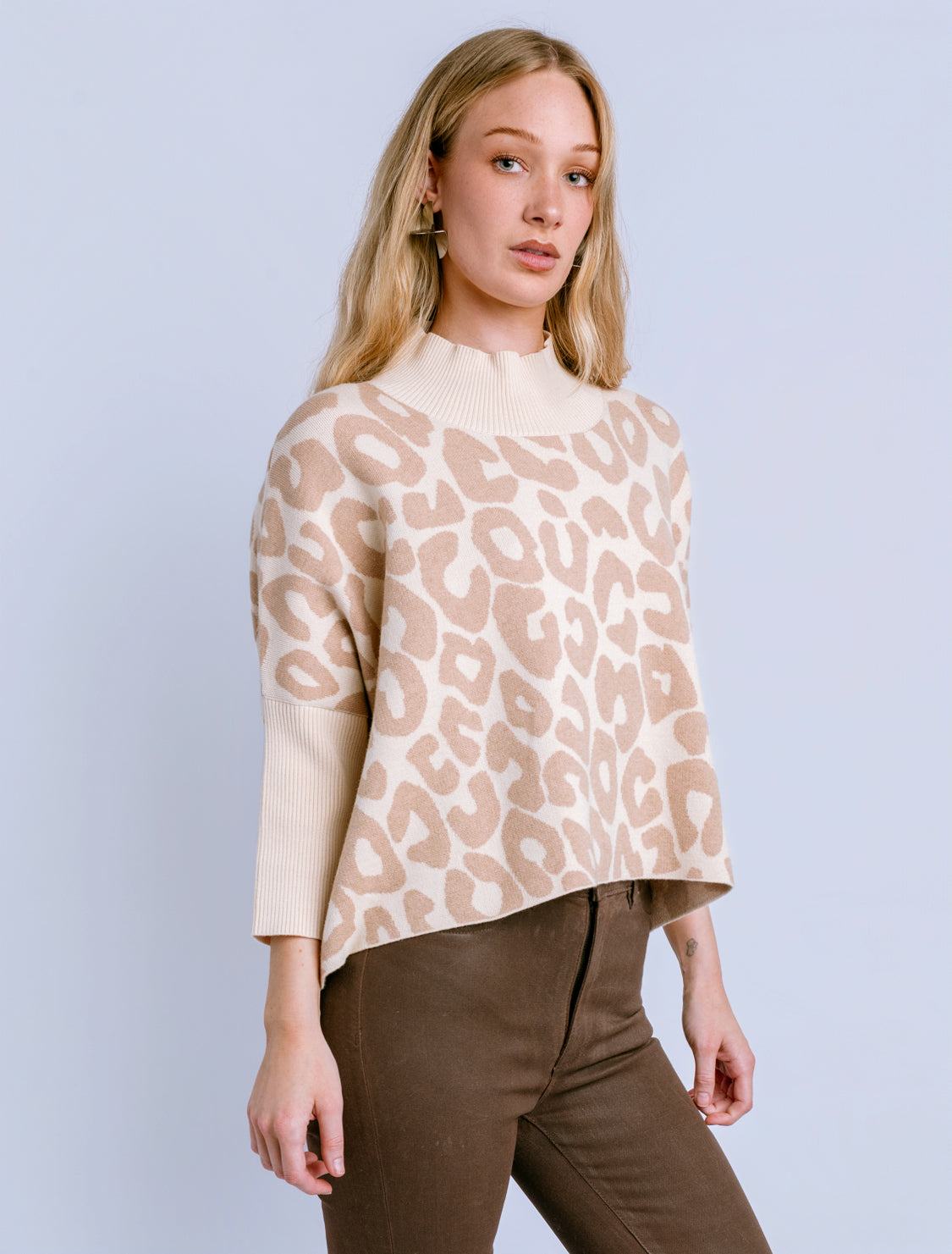 ECRU/BEIGE
