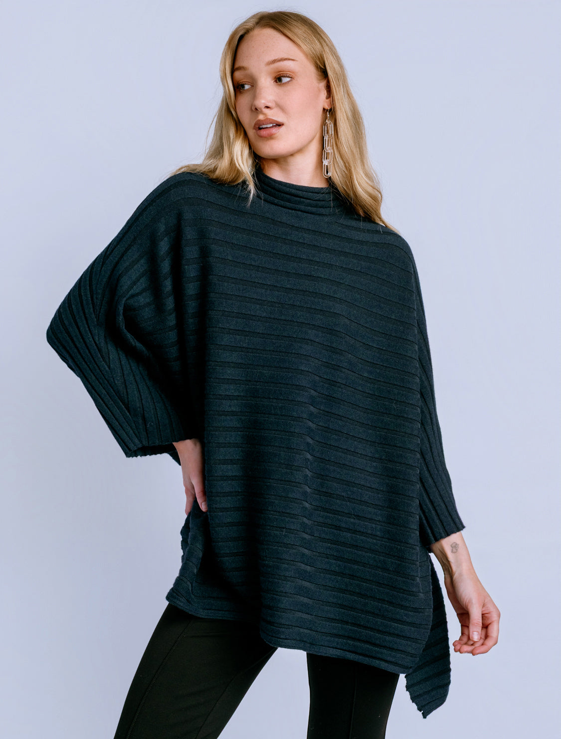 NAVY/BLACK