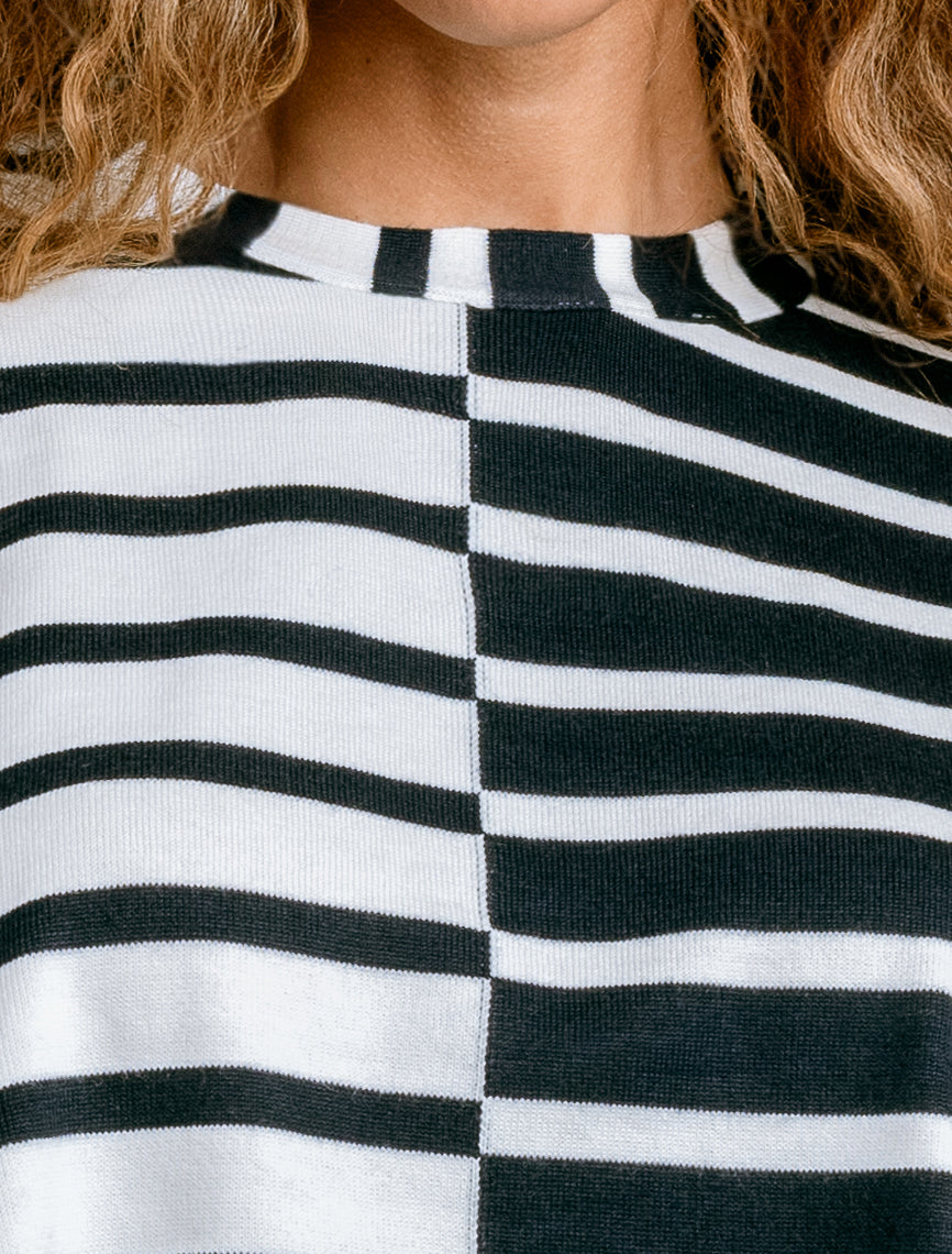 NAVY/WHITE