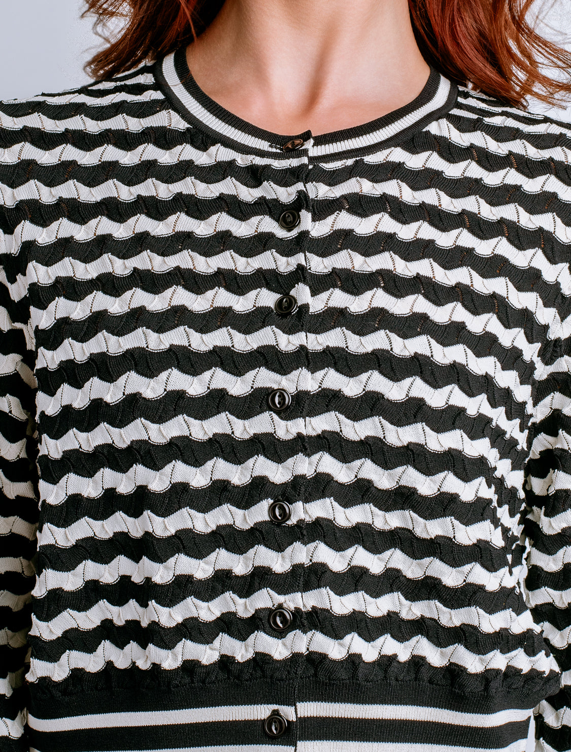 BLACK/IVORY