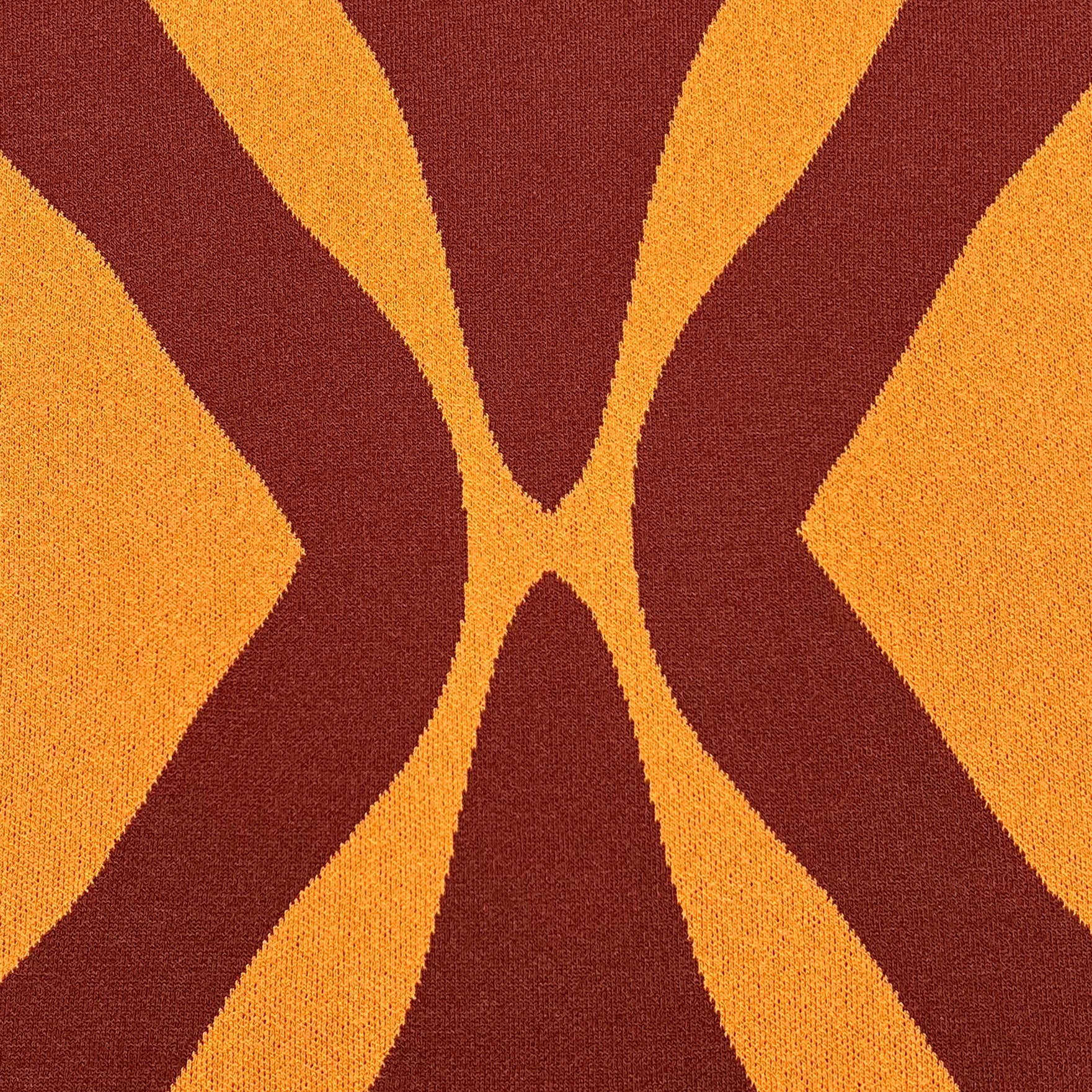 main_img